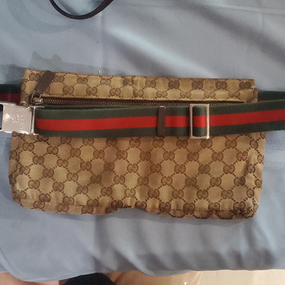 Gucci fannypack - Picture 2 of 2